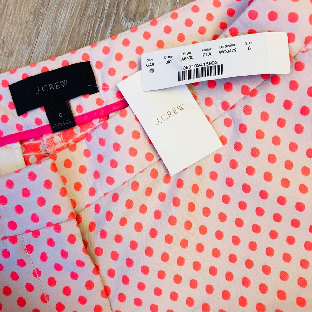 J. Crew Scallop Sides Polka Dot Shorts 6 - Picture 5 of 7